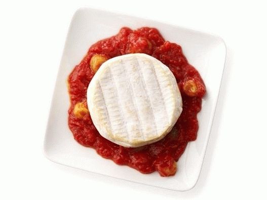 43. Brânză de capră cu chutney de roșii