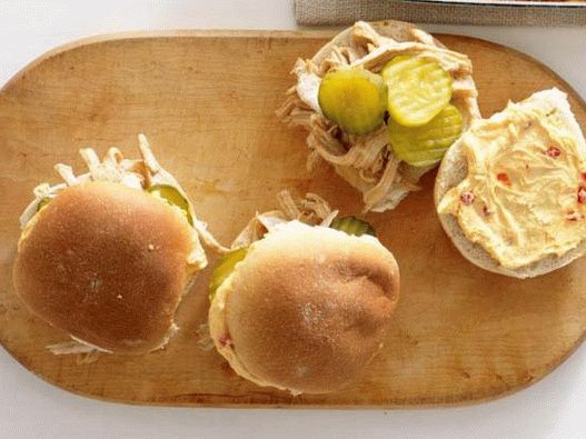 38. Sandwich-uri la grătar
