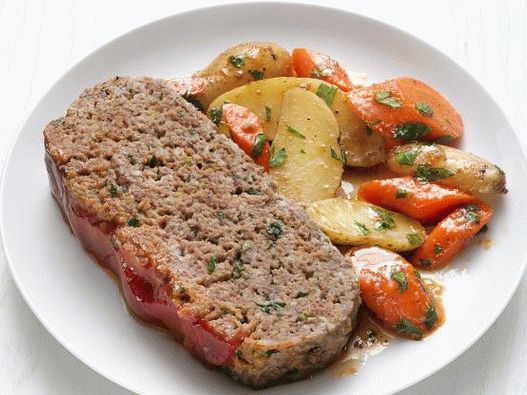 Fotografie cu carne de masă americană (Mitlof) într-un aragaz lent