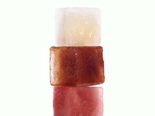 Foto cuburi de gheață parfumate pentru băuturi
