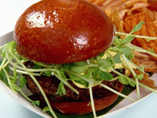 Cutlet de miel foto pentru hamburger și sos grecesc