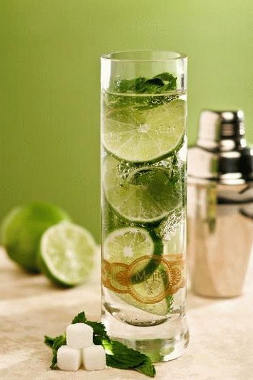Foto cocktail brazilian