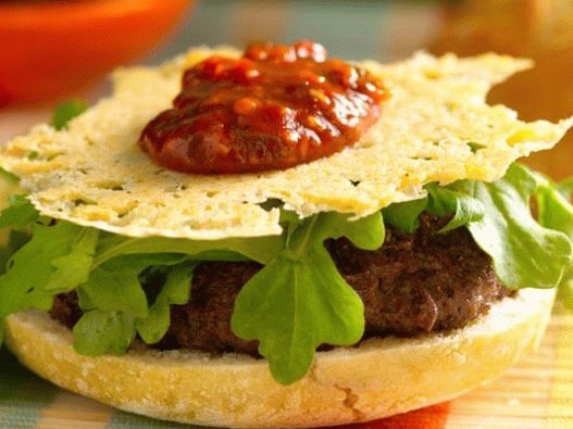 Fotografie cu fritt burger în stil italian