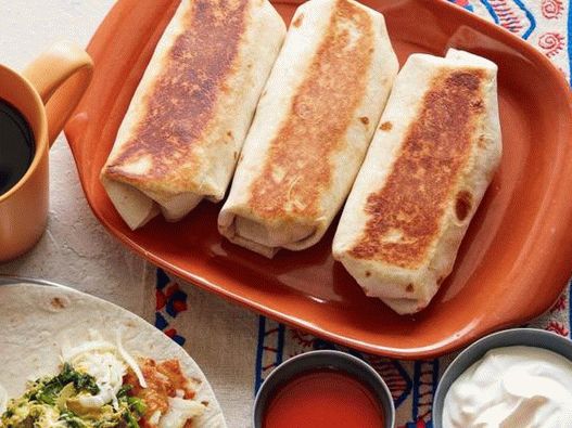 Foto de Burrito cu umplutură de omletă