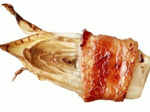 Endive învelită în slănină