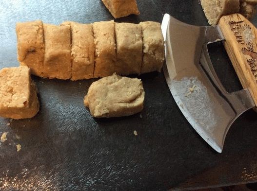 Foto crackers de brânză cu nuci