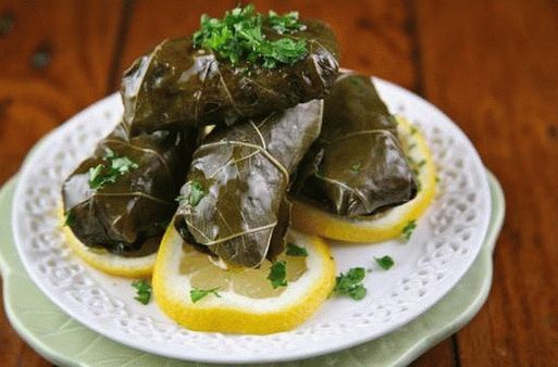 Fotografia Dolma (frunze de struguri umplute cu carne)