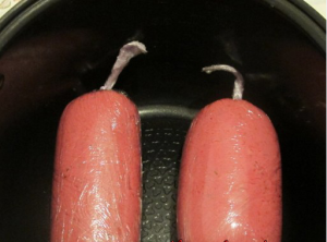  " ></li>
<li>Punem două bare într-un bol multicooker.  Umpleți cu apă astfel încât barele să fie complet acoperite. </li>
<li>Gatiti pe “Gatit” 1 ora. </li>
<li>După semnalul sonor despre pregătirea vasului pe care îl obținem Bare cu apă clocotită și răciți-le complet în cameră temperatură. </li>
</ol>
<h5><span id="Cuvinte_cheie">Cuvinte cheie: </span></h5>
<ul>
<li>într-un aragaz lent </li>
<li>gătit </li>
<li>pune la cale </li>
<li>acasă </li>
<li>cârnat </li>
<li>pui </li>
<li>file de pui </li>
<li>pui </li>
<li>ierburi provence </li>
<li>pasărea </li>
</ul>
</p><script>
if (typeof jsInputerLaunch === 