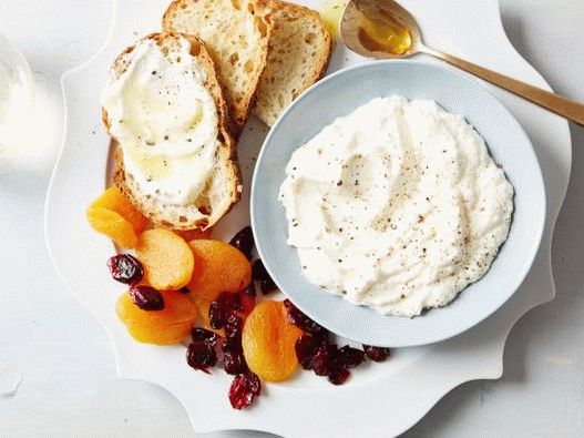 Foto ricotta de lapte integral de casă