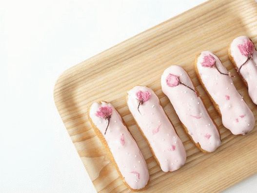 Eclairs foto cu umplutură de caș