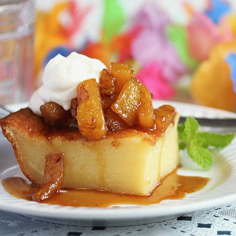 Fotografia unei plăcinte cu nucă de nucă din Hawaii cu ananas caramelizat