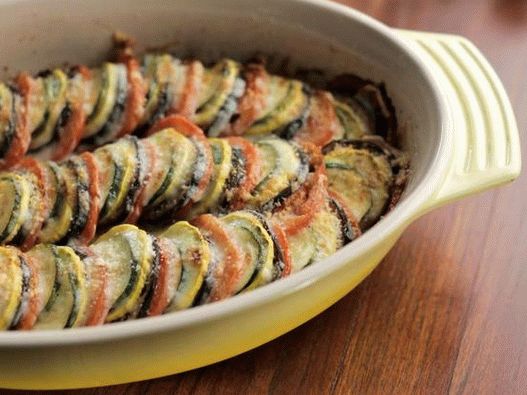 Foto cu Gratin din legumele de vară