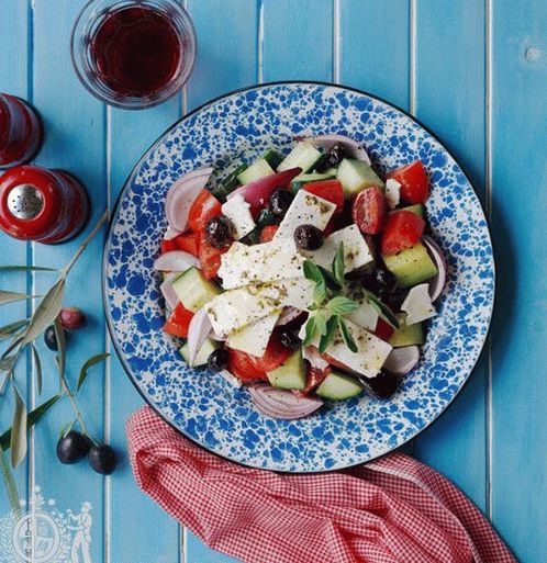 Foto Salată grecească Choriatiki