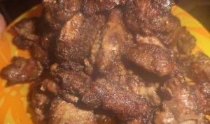  " ></li>
<li>Pune ficatul prăjit cu ceapă și ierburi deasupra toasturilor. <img src="/wp-content/uploads/images/grenki_s_zharenoj_pechenkoj_foo_6.jpg"alt=