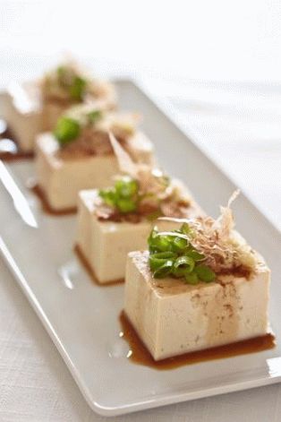 Foto Salată de Tofu rece