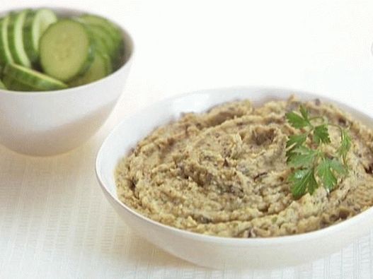 Foto cu Hummus din fasole albă și vinete coapte