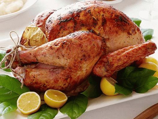 Foto Turcia coptă cu cimbru