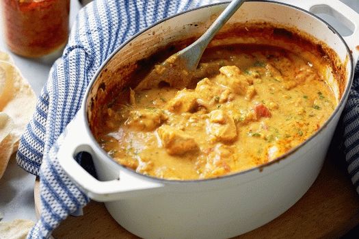 Poza Curry de pui cu sos de arahide