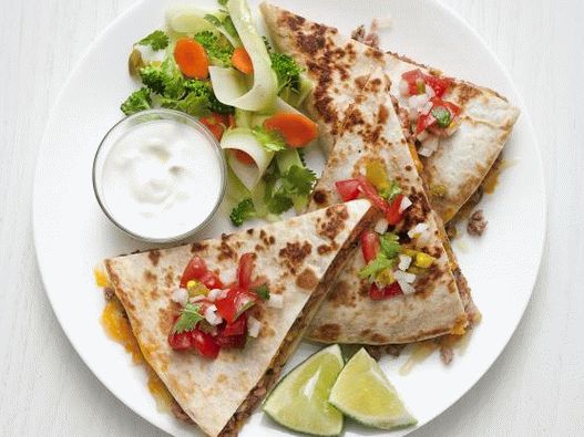 Fotografie de Quesadilla cu broccoli și mitlof