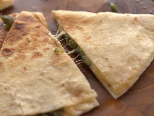 Fotografia Quesadilla cu ardei iute