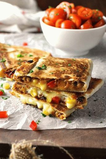 Foto de Quesadilla cu carne de porc