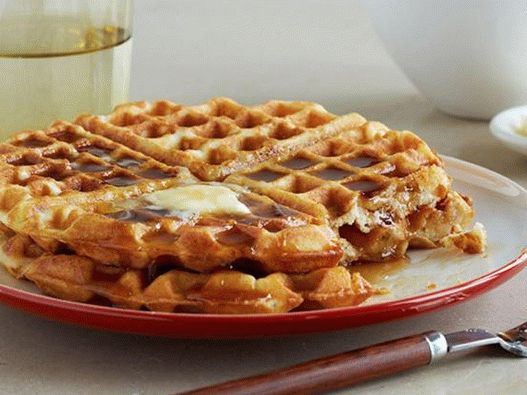 Fotografie de platou - Waffles belgiene clasice