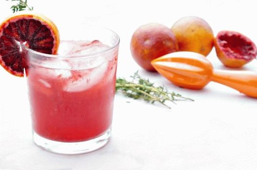 Cocktail foto Campari și portocaliu roșu