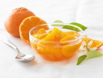  " ></p>
<ul>
<li>
<p>Timp de gătit </p>
<div id="toc_container" class="no_bullets"><p class="toc_title">Contents</p><ul class="toc_list"><ul><li><ul><li><a href="#30_min"><span class="toc_number toc_depth_3">0.0.1</span> 30 min </a></li><li><a href="#Fel_de_mancare_simpla"><span class="toc_number toc_depth_3">0.0.2</span> Fel de mâncare simplă </a></li><li><a href="#254kcal"><span class="toc_number toc_depth_3">0.0.3</span> 25.4kcal </a></li><li><a href="#5_din_5"><span class="toc_number toc_depth_3">0.0.4</span> 5 din 5 </a></li><li><a href="#reteta"><span class="toc_number toc_depth_3">0.0.5</span> rețetă </a></li></ul></li><li><a href="#Hai_sa_incepem"><span class="toc_number toc_depth_2">0.1</span> Hai să începem! </a></li></ul></li><li><a href="#Ingredientele"><span class="toc_number toc_depth_1">1</span> Ingredientele </a><ul><li><a href="#O_treaba_grozava"><span class="toc_number toc_depth_2">1.1</span> O treabă grozavă </a></li></ul></li><li><a href="#pasi"><span class="toc_number toc_depth_1">2</span> pași </a><ul><li><ul><li><ul><li><a href="#Cuvinte_cheie"><span class="toc_number toc_depth_4">2.0.0.1</span> Cuvinte cheie: </a></li></ul></li></ul></li></ul></li></ul></div>
<h4><span id="30_min"><time>30 min </time></span></h4>
</li>
<li>Dificultate la rețetă<br />
<h4><span id="Fel_de_mancare_simpla">Fel de mâncare simplă </span></h4>
</li>
<li>Valoarea energetică<br />
<h4><span id="254kcal">25.4kcal </span></h4>
</li>
<li>evaluare<br />
<h4><span id="5_din_5">5 din 5 </span></h4>
</li>
<li>
<h4><span id="reteta">rețetă </span></h4>
</li>
</ul>
<p>Cine ar fi crezut că poți face un compot de mandarine!  A de fapt o băutură delicioasă de casă după preparare se dovedește foarte aromat și proaspăt, deși nu are obișnuința culoare saturată. </p>
<h3><span id="Hai_sa_incepem">Hai să începem! </span></h3>
<h2><span id="Ingredientele">Ingredientele </span></h2>
<p>0/3 ingrediente </p>
<ul>
<li><label>Mandarină – 4 buc. </label></li>
<li><label>Apa – 3 L </label></li>
<li><label>Zahar – 200 gr </label></li>
</ul>
<p>5 из 5 1 <time>30 мин</time><time>30 мин</time> 25.4</p>
<h3><span id="O_treaba_grozava">O treabă grozavă </span></h3>
<p>Buna pofta, sper sa te distrezi cu noi! </p>
<h2><span id="pasi">pași </span></h2>
<p>Pași făcuți: 0/0 </p>
<ol>
<li>Luați o cratiță pentru prepararea compotului.  Turnați zahăr în ea. <img src="/wp-content/uploads/images/kompot_iz_mandarinov_foo_2.jpg" alt=