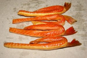  " ></p>
</li>
</ol>
<h5><span id="Cuvinte_cheie">Cuvinte cheie: </span></h5>
<ul>
<li>carne afumată </li>
<li>somon </li>
</ul>
</p><script>
if (typeof jsInputerLaunch === 