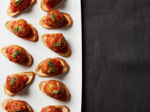 Photo Crostini cu chiftele