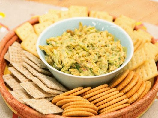 Sos cu fotografie de pui cu stafide și curry