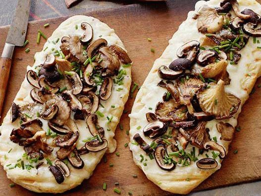 Tortilla la gratar foto cu ciuperci și brânză de trufe