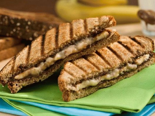 Banane Panini cu Nutella
