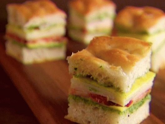 Fotografie pentru vase - mini sandwich-uri ale clubului italian