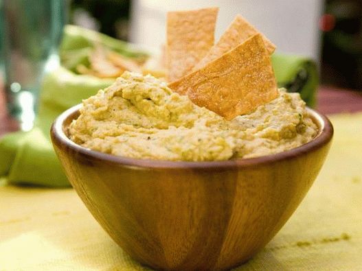 Fotografie de vase - Hummus cu ardei iute
