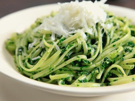 Fotografia unui Linguine cu Kale Varza Pesto