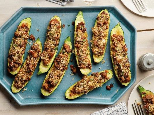 Foto Zucchini cu carne tocată