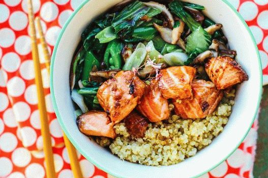 Foto cu somon gătit Teriyaki