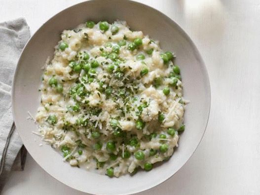 Cina de la Risotto de mazăre de Paște