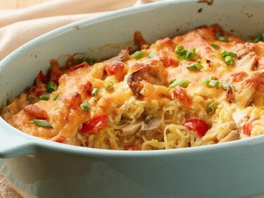 Fotografie de vase - Spaghete cu dovleac la cuptor cu pui