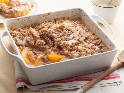 Piersic crocant cu sos de arțar cremos Piersic crocant cu sos de arțar cremos