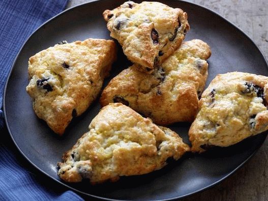 Fotografie de platou - Scones de afine cu glazură de lămâie