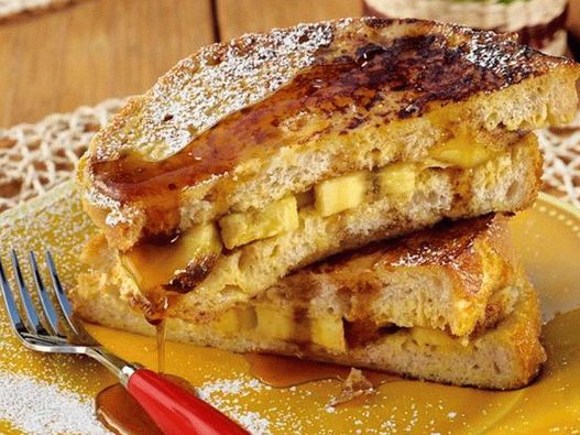 Foto din farfurie - panini francezi cu pâine prăjită cu banane la grătar