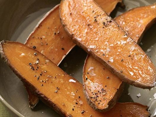 Foto cu mâncare - cartof dulce copt cu sos de aioli