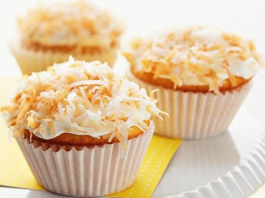 Fotografie de vase - Cupcakes cu nucă de cocos cu umplutură de lămâie