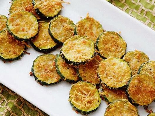 Chips de dovlecel cu parmezan