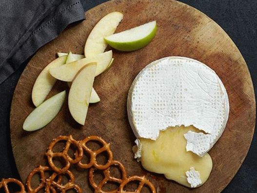 Brânza Brie la cuptor