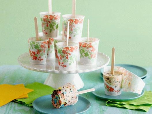 Înghețată foto cu prăjituri și dulciuri