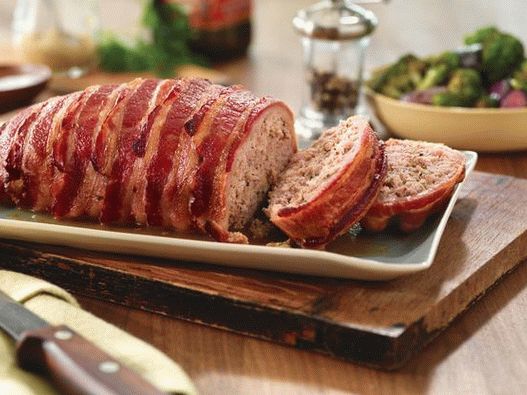 Foto cu pâine ambalată cu carne de porc cu carne de porc