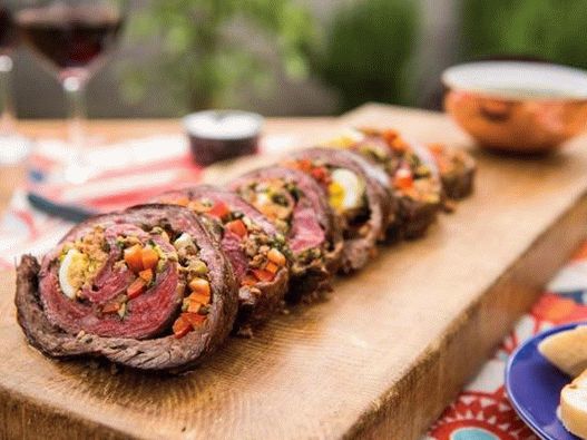 Foaie de masă foto cu sos chimichurri
